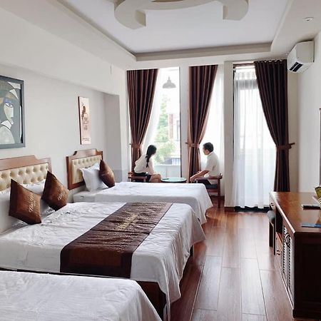 Hào Hoa Hotel Kon Tum Esterno foto