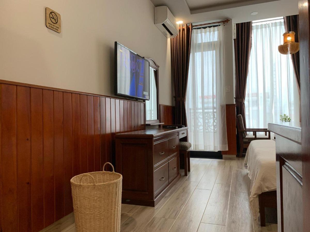 Hào Hoa Hotel Kon Tum Esterno foto