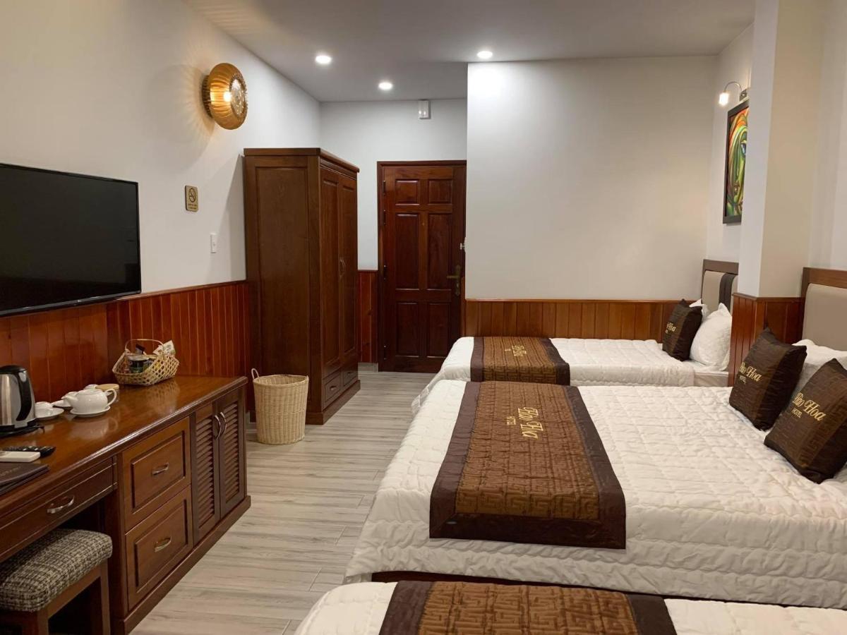 Hào Hoa Hotel Kon Tum Esterno foto