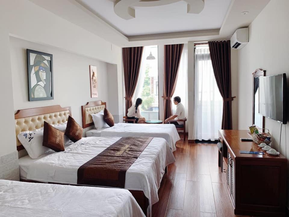 Hào Hoa Hotel Kon Tum Esterno foto